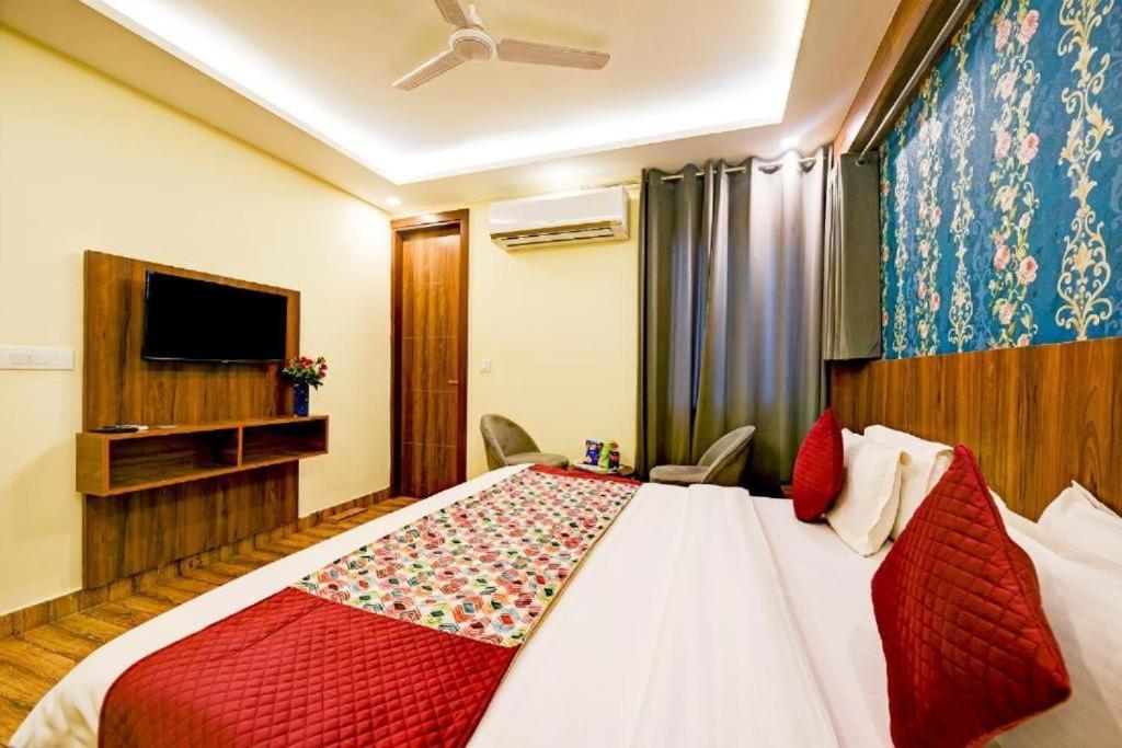 Hotel Rosewood Near Delhi Airport New Delhi Eksteriør billede