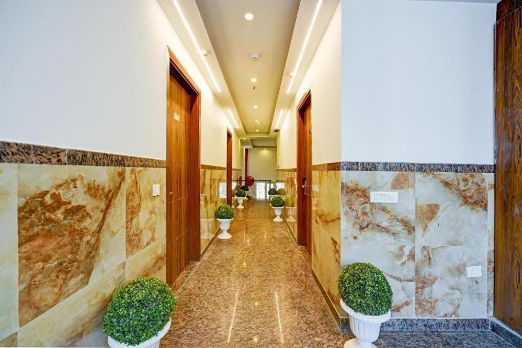 Hotel Rosewood Near Delhi Airport New Delhi Eksteriør billede