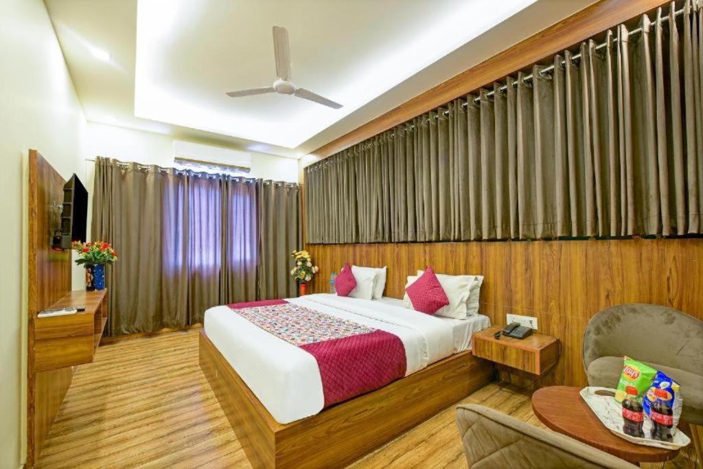 Hotel Rosewood Near Delhi Airport New Delhi Eksteriør billede